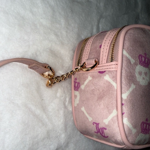 NEW Juicy Couture Skull Haunted  Crossbody Handbag - Picture 8 of 10